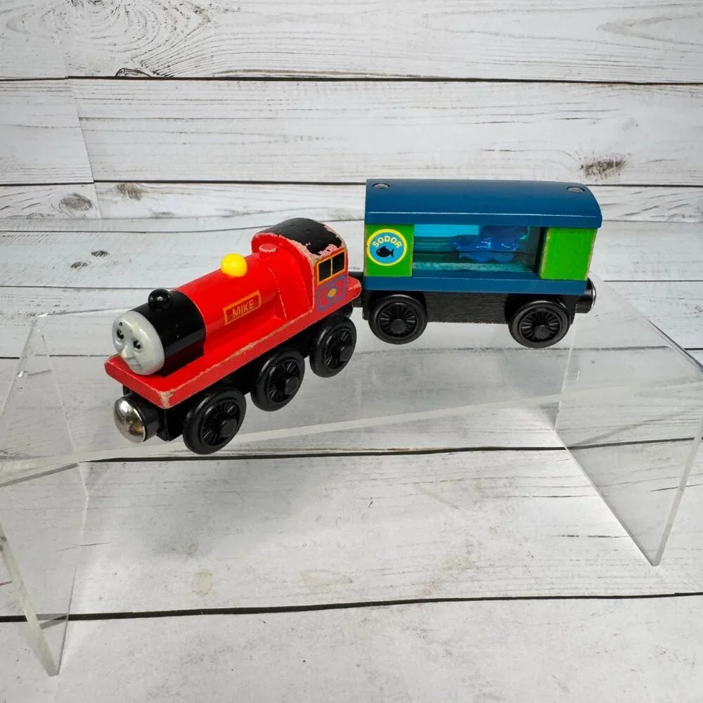 Thomas &‎ Friends Wooden Railway Mike Engine and Sodar Aquarium Car